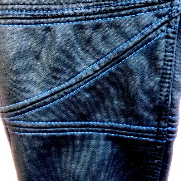 True Religion Jogger Sweatpants - Picture 8 of 16